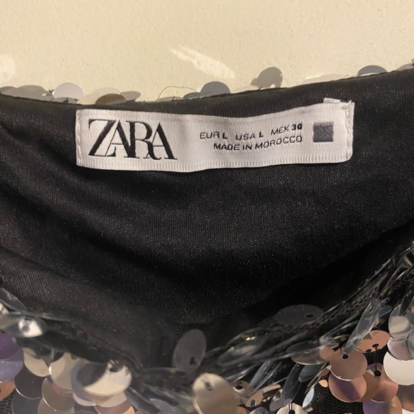 Dress - Picture 2 of 3